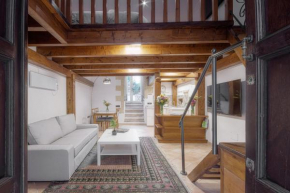 Right House - Small Garden in Old Town - Historical Castle District Cagliari